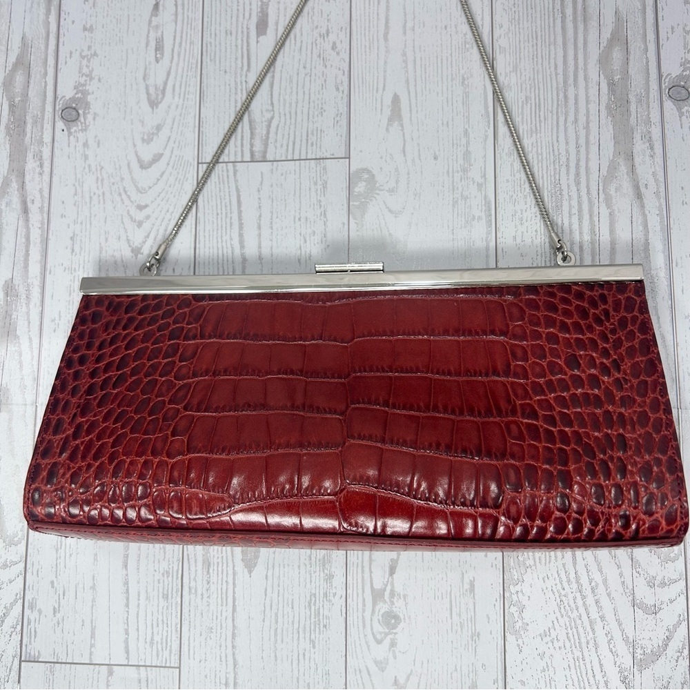 ANN TAYLOR Vintage Genuine Leather Crocodile Red Clutch - Picture 2 of 15